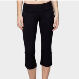 Lululemon Gather and Crow